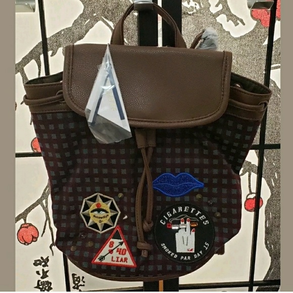 FLAPPEN Handbags - Ladies Wappen Backpack (11" x 9.8" x 9.4") NWT